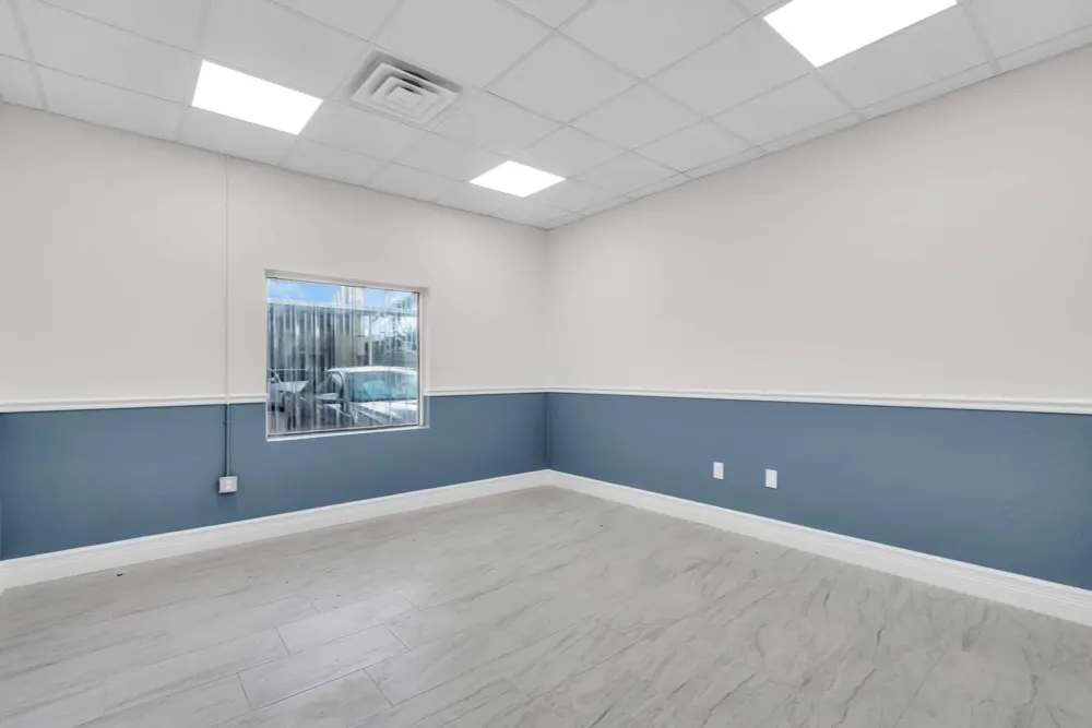Private office in the 401 suite